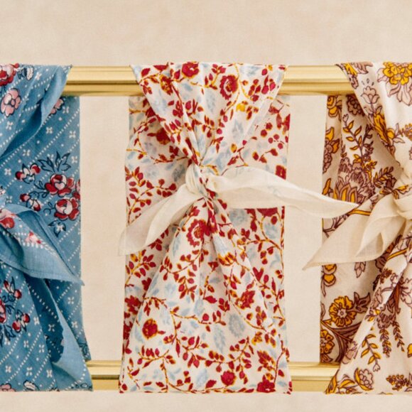 NWT Sezane Gaston Scarf  (in original box) - Picture 4 of 7